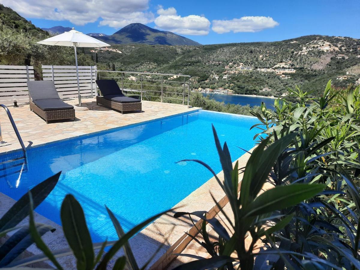 Villas Amantea- Four Villas With Big Pool And Infinity Pool Sývota Eksteriør bilde