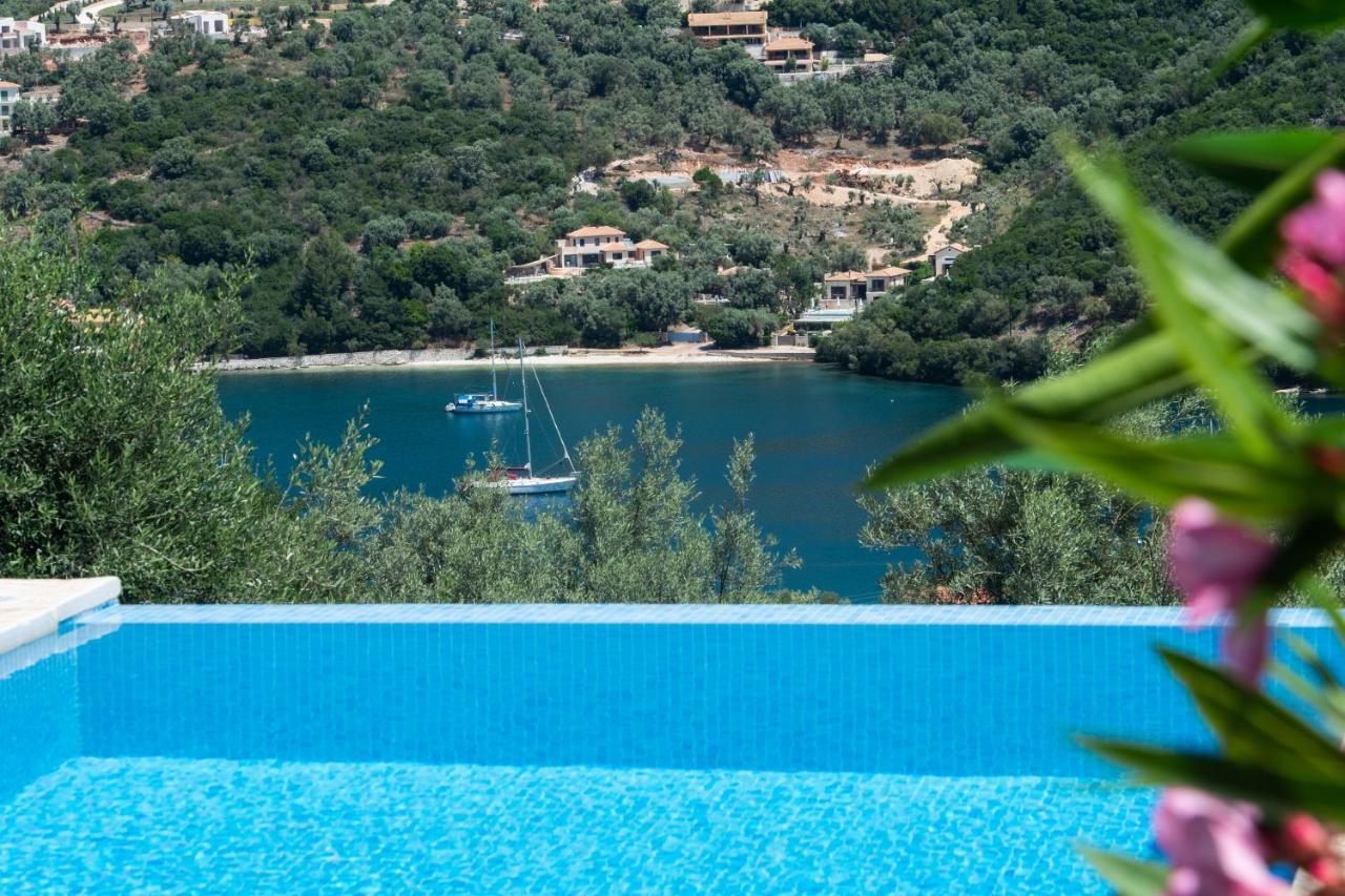 Villas Amantea- Four Villas With Big Pool And Infinity Pool Sývota Eksteriør bilde