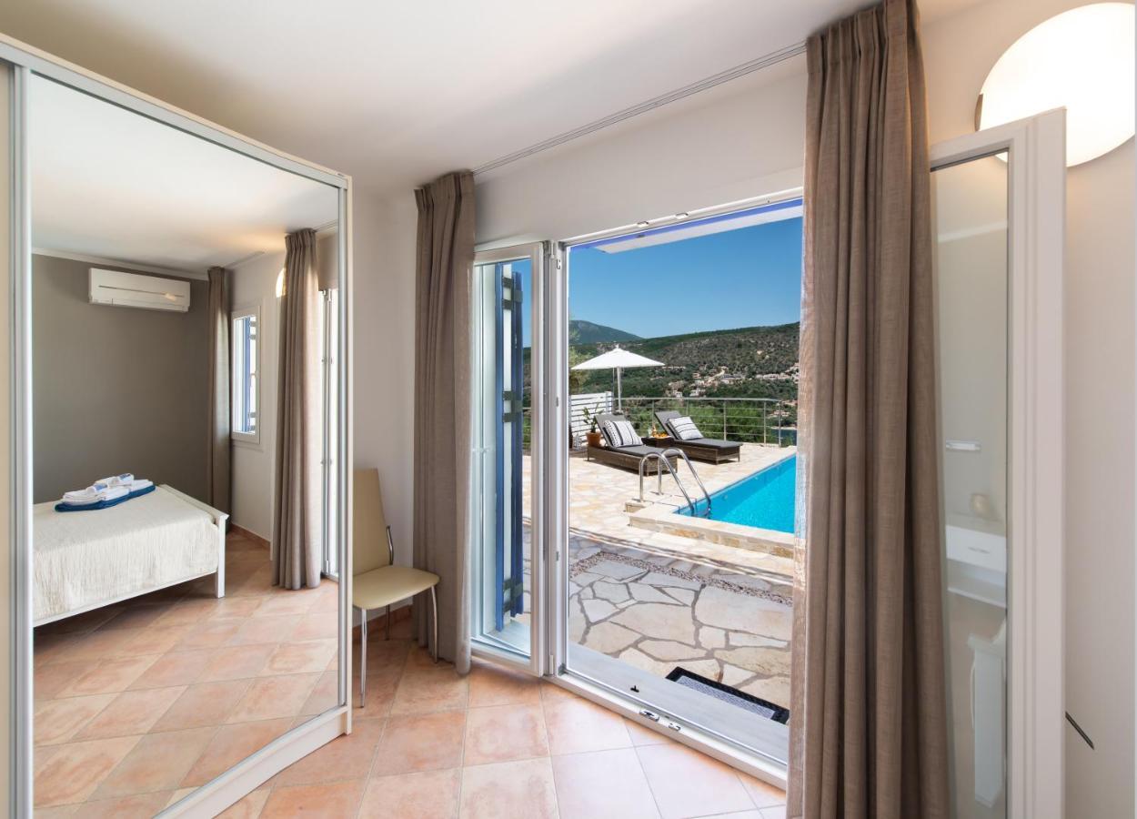 Villas Amantea- Four Villas With Big Pool And Infinity Pool Sývota Eksteriør bilde