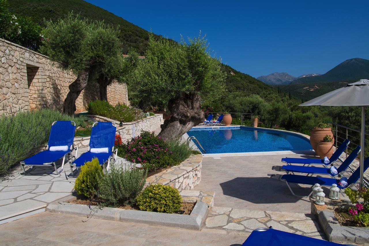Villas Amantea- Four Villas With Big Pool And Infinity Pool Sývota Eksteriør bilde